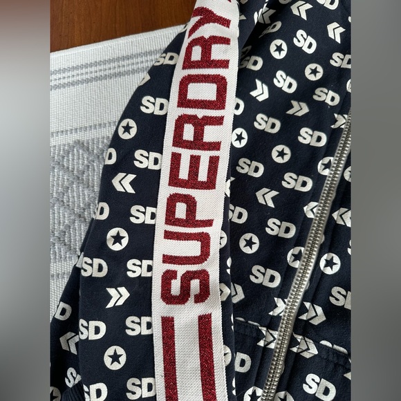 Superdry Zipup - Picture 2 of 3